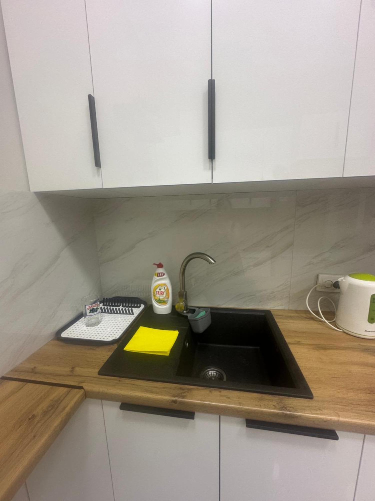 Comfortable Apartment In Central Of Almaty Esterno foto